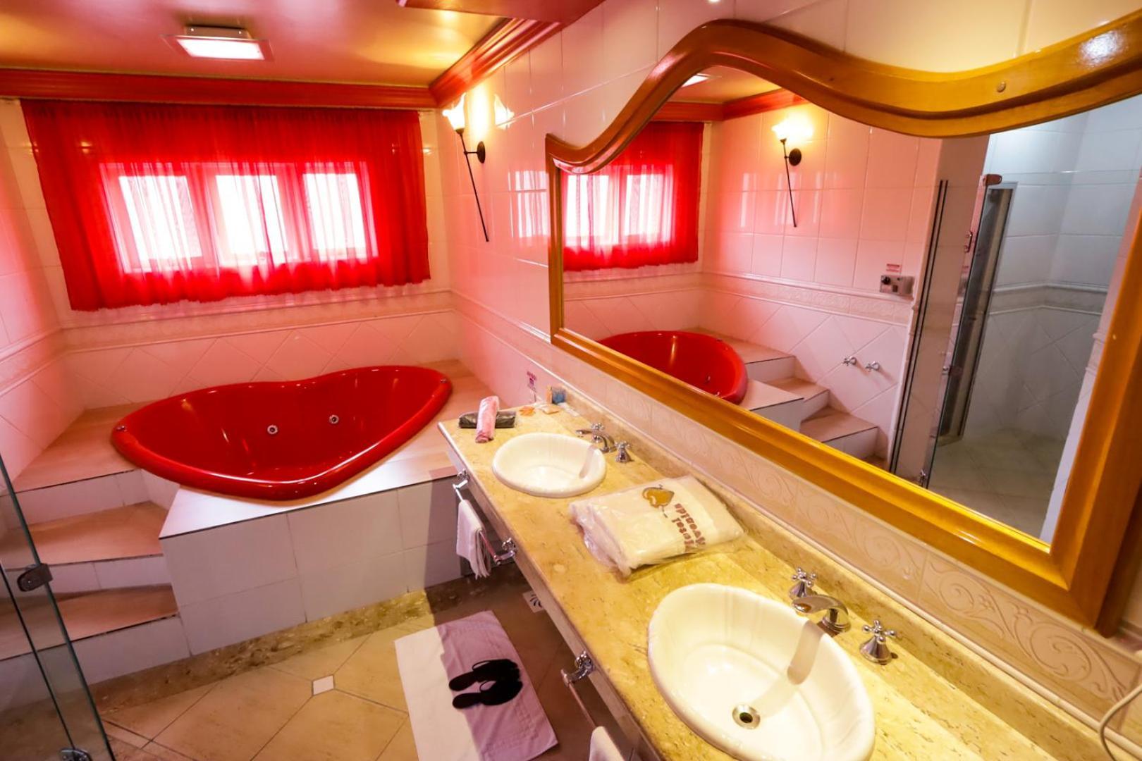 Motel Avenida (Adults Only) Gramado Exteriör bild